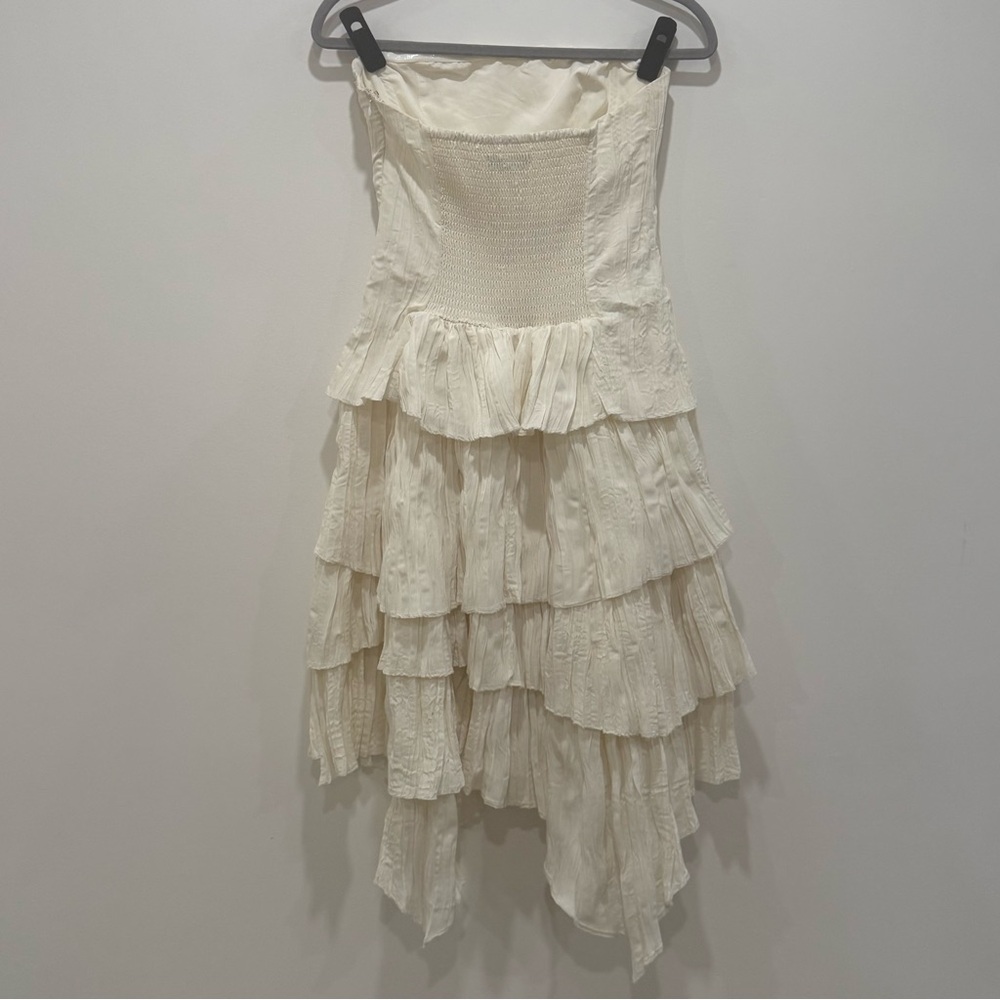 NWT Urban Outfitters Cream Strapless Layered Dress - Picture 4 of 4